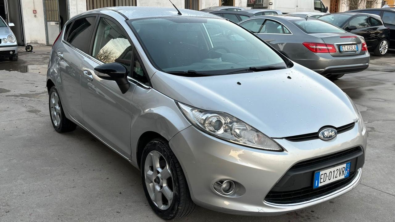 Ford Fiesta Fiesta 1.4 5 porte Bz.- GPL