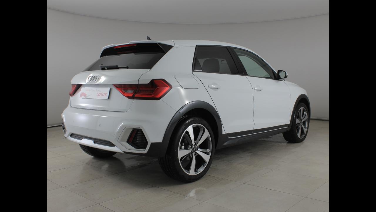 AUDI A1 II 2022 allstreet - A1 allstreet 30 1.0 tfsi Business 116cv