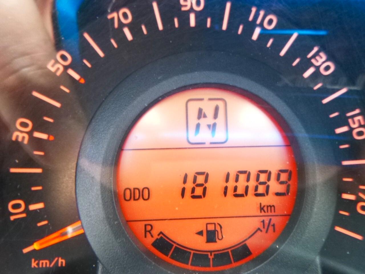 Toyota Aygo 1.0 VVT-i 69 CV 5 porte x-play MMT NEOPATENTATI