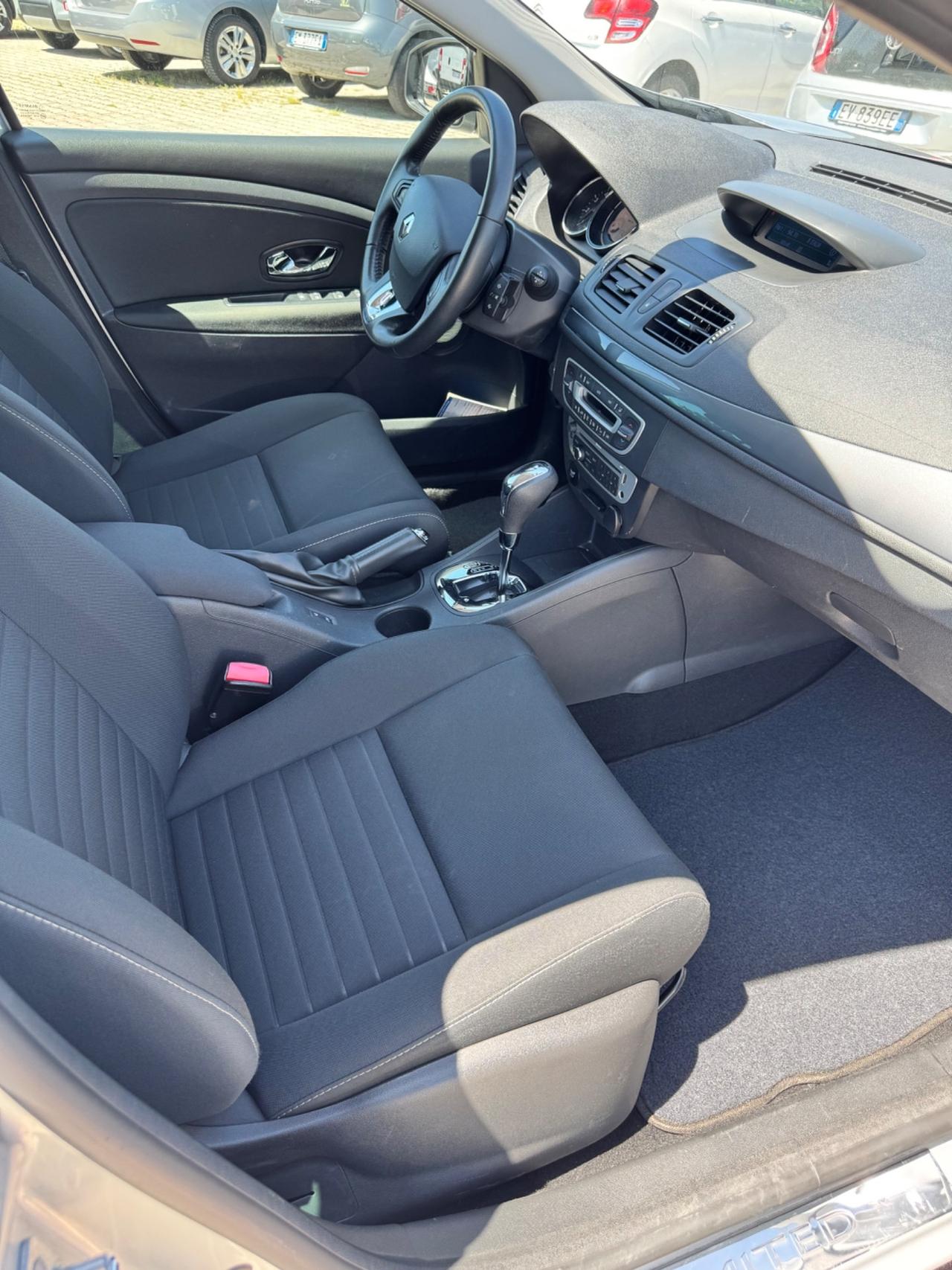 Renault Megane Mégane dCi 110CV EDC SporTour Limited