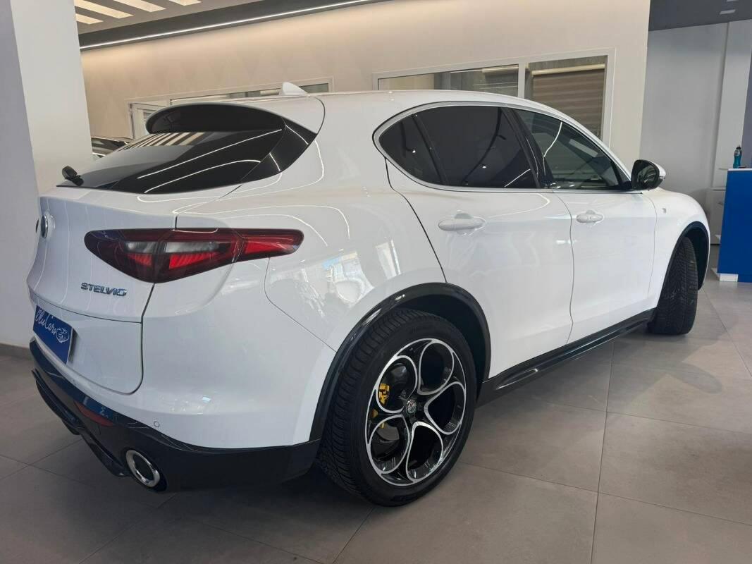 Alfa Romeo Stelvio 2.2 t Veloce Ti Q4 210cv auto
