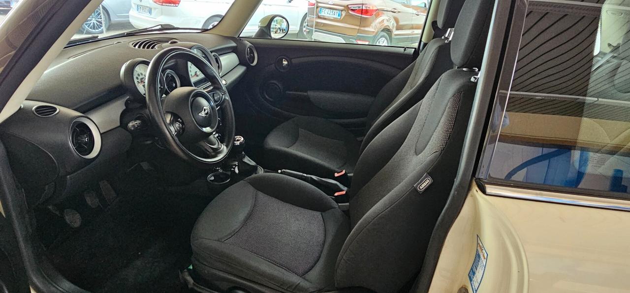 Mini 1.6 16V One D SOLO 103000 km