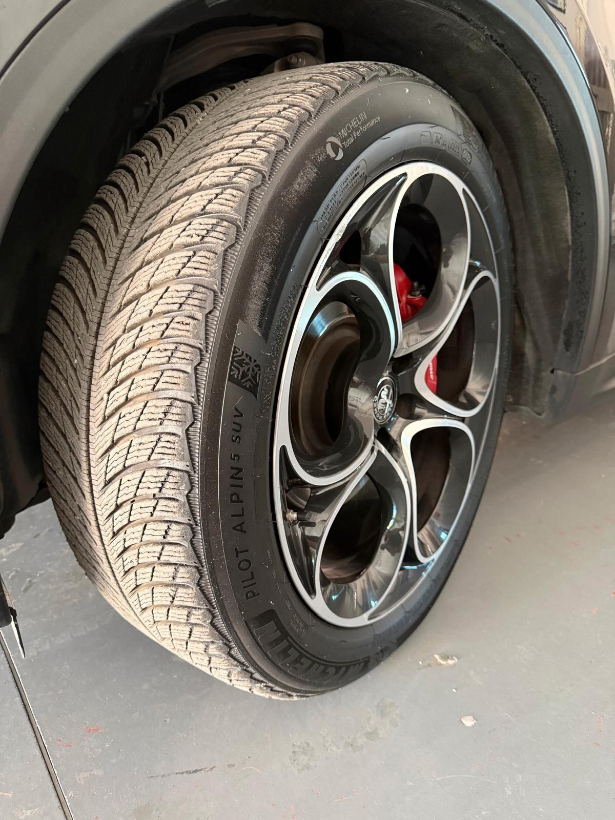 Alfa Romeo Stelvio 2.2 Turbodiesel 190 CV AT8 Q4 Sprint