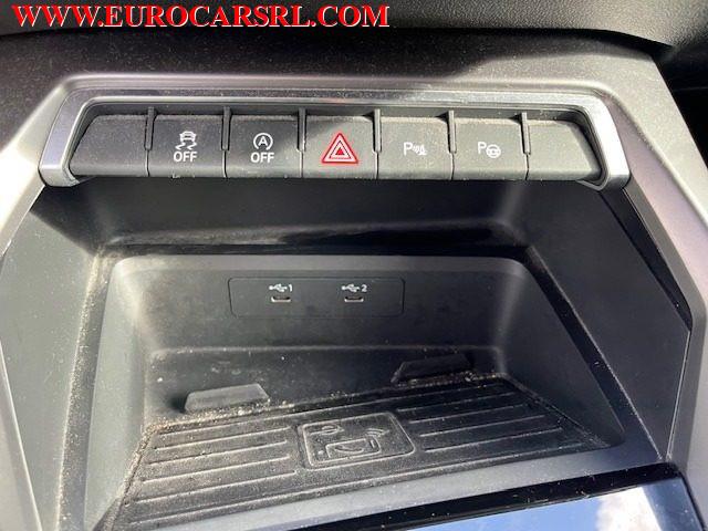 AUDI A3 Sedan 35 TDI S tronic Business Advanced