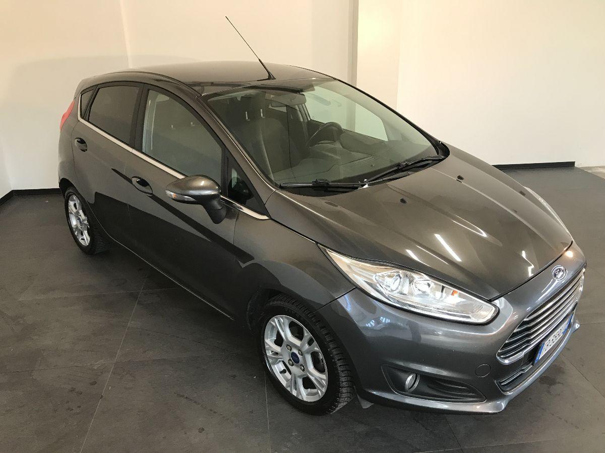 FORD Fiesta 1.5 TDCi 75 CV 5p. Titanium
