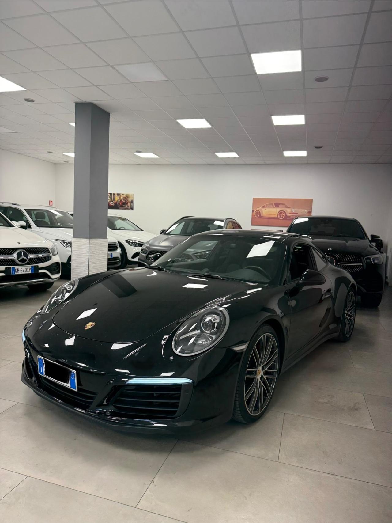 Porsche 911 3.0 Carrera 4S Coupé