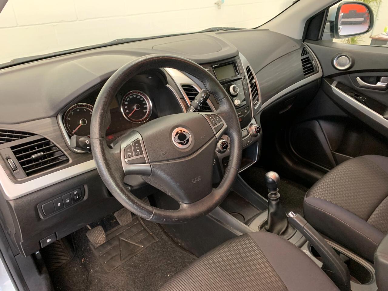 Ssangyong Korando 2.0 2WD MT GPL Limited