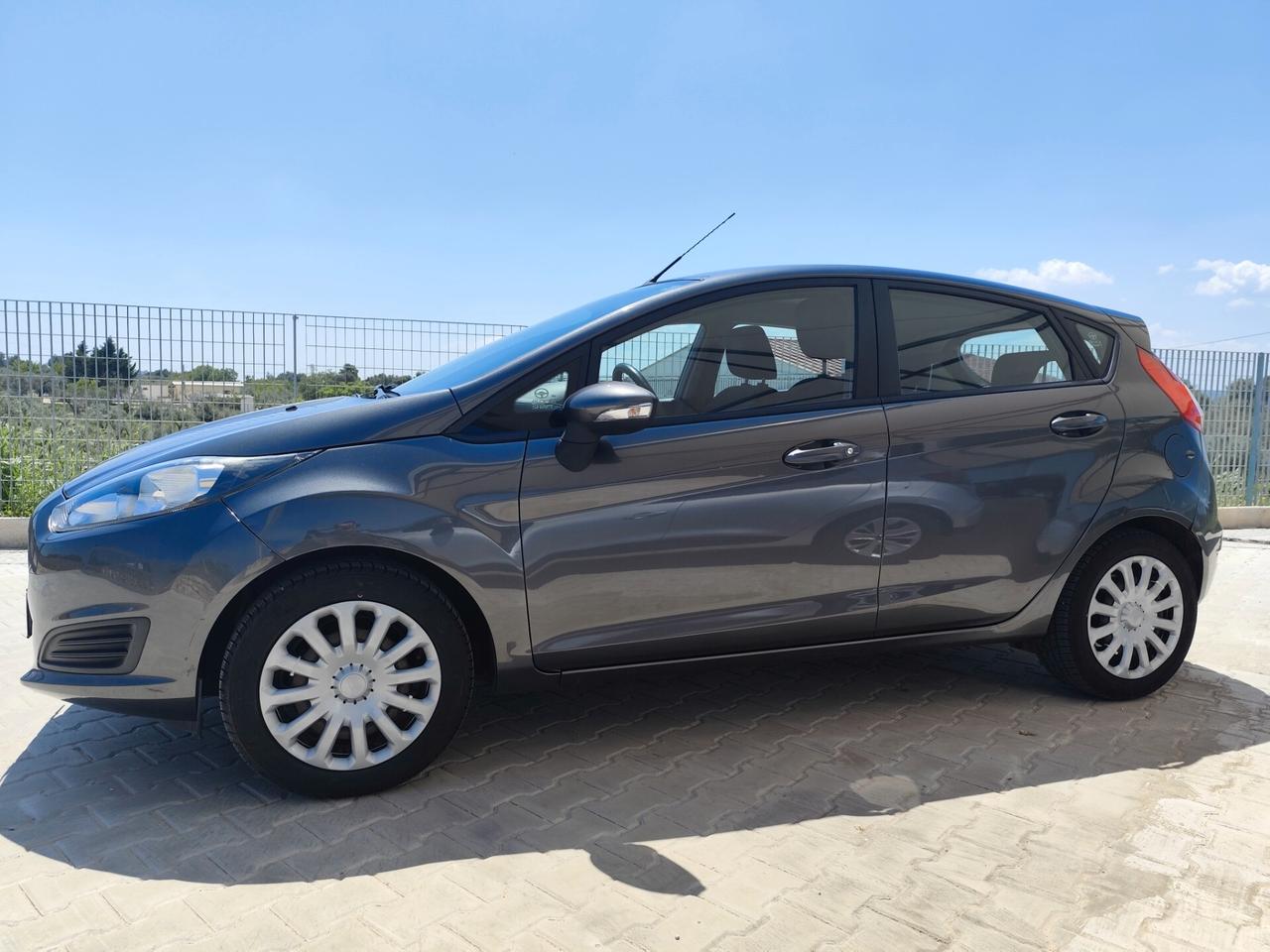 Ford Fiesta 1.5 TDCi 95CV 5 porte Titanium