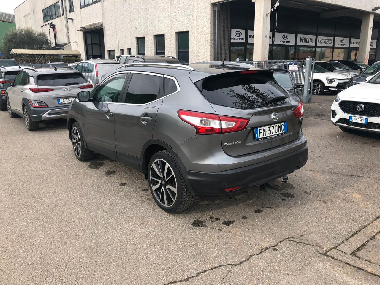 Nissan Qashqai 1.6 dCi 2WD C-TRONIC N-Connecta CON GANCIO DI TRAINO