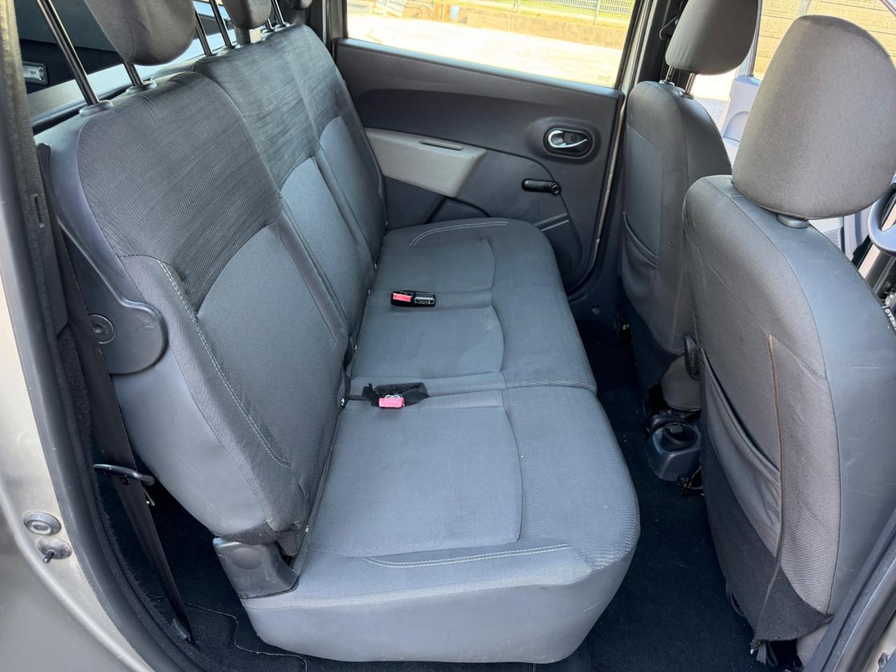 Dacia Lodgy 1.5 dCi 8V 110CV 5 posti Lauréate