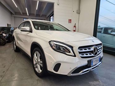 Mercedes-Benz GLA 220 GLA-X156 2017 d Sport 4matic 170cv auto