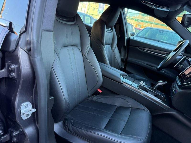 Maserati Ghibli L4 330 CV MHEV Gransport