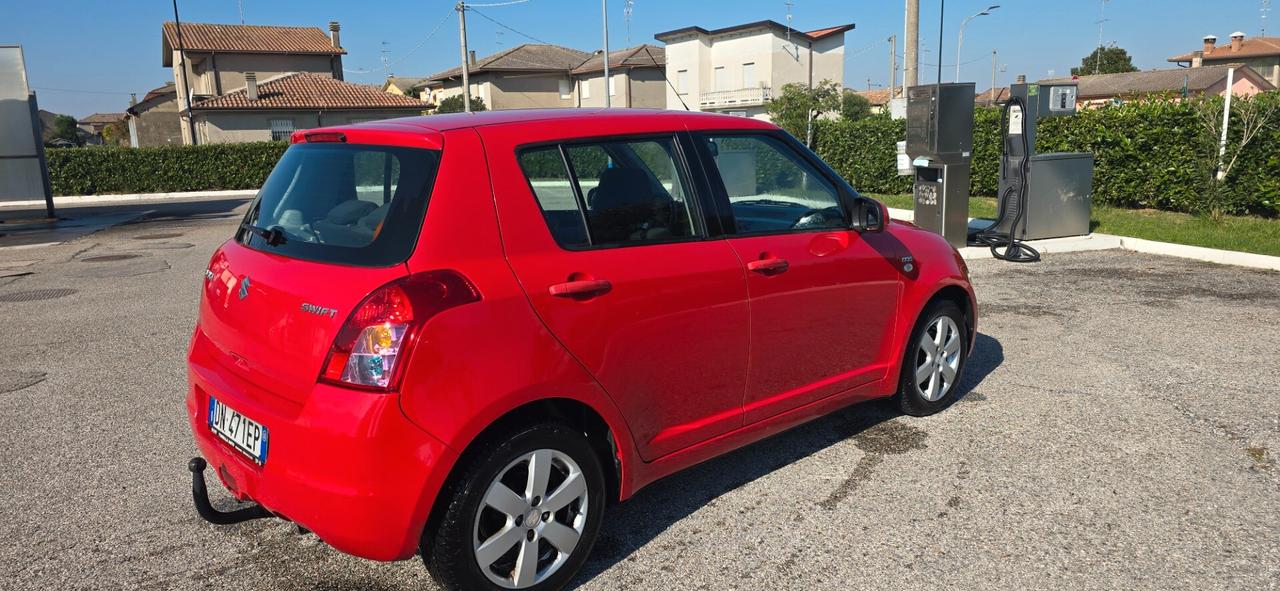 Suzuki Swift 1.3 DDiS 5p. GL