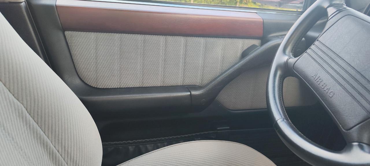 Lancia Thema 2.0 i.e. turbo 16V cat LX (TETTO - ASI)