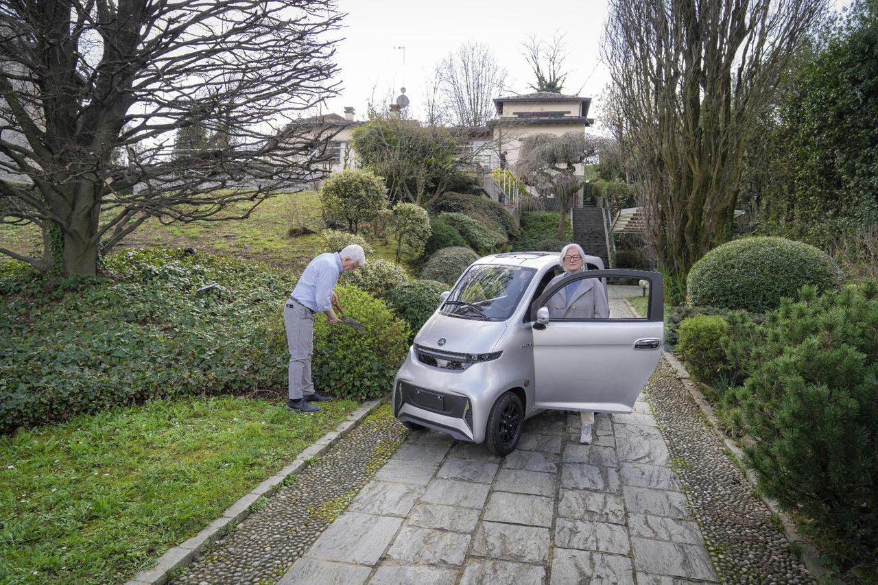 Cabin Active Virea - Muvia - Auto senza patente - Dispositivo medico - Scooter cabinato