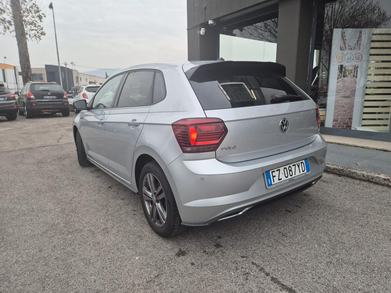 VW Polo 1.0 TGI Ver. R-LINE 5P.te E6D -- METANO!!!