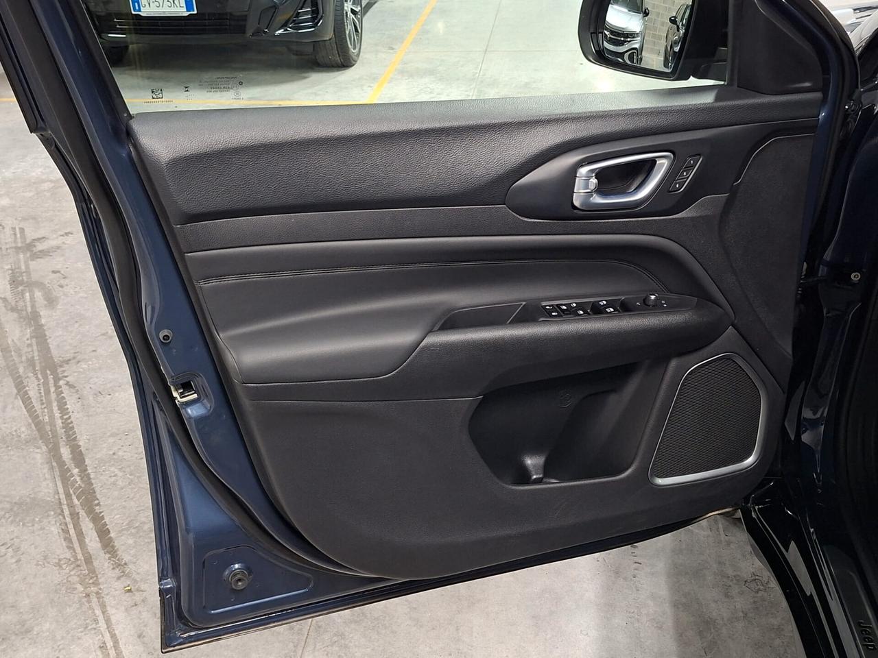 Jeep Compass 1.5 T4 Turbo mhev e-Hybrid Summit DCT7