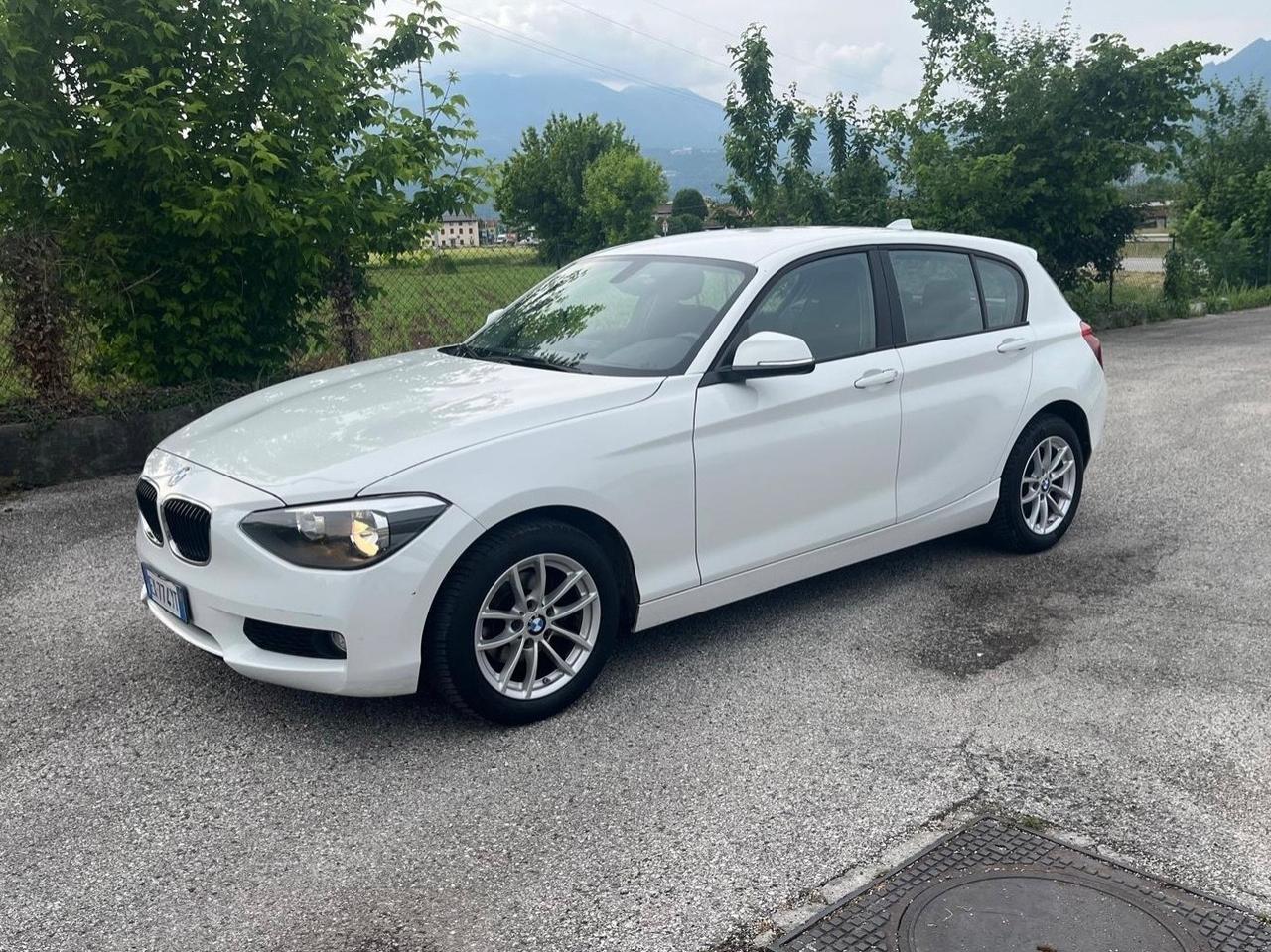 Bmw 116 116d 5p. Business