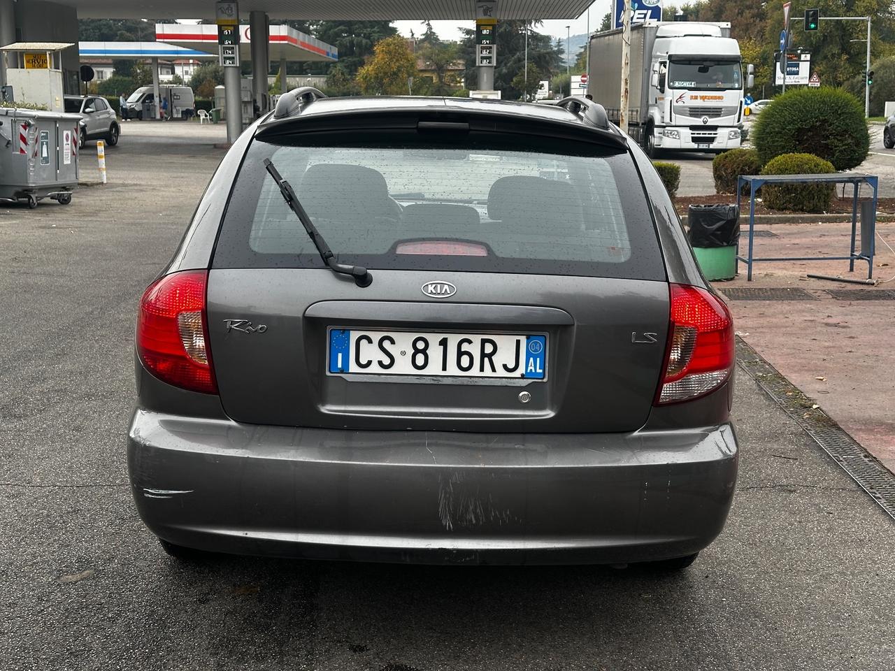 Kia Rio 1.5i 16V cat 5 porte LS Top
