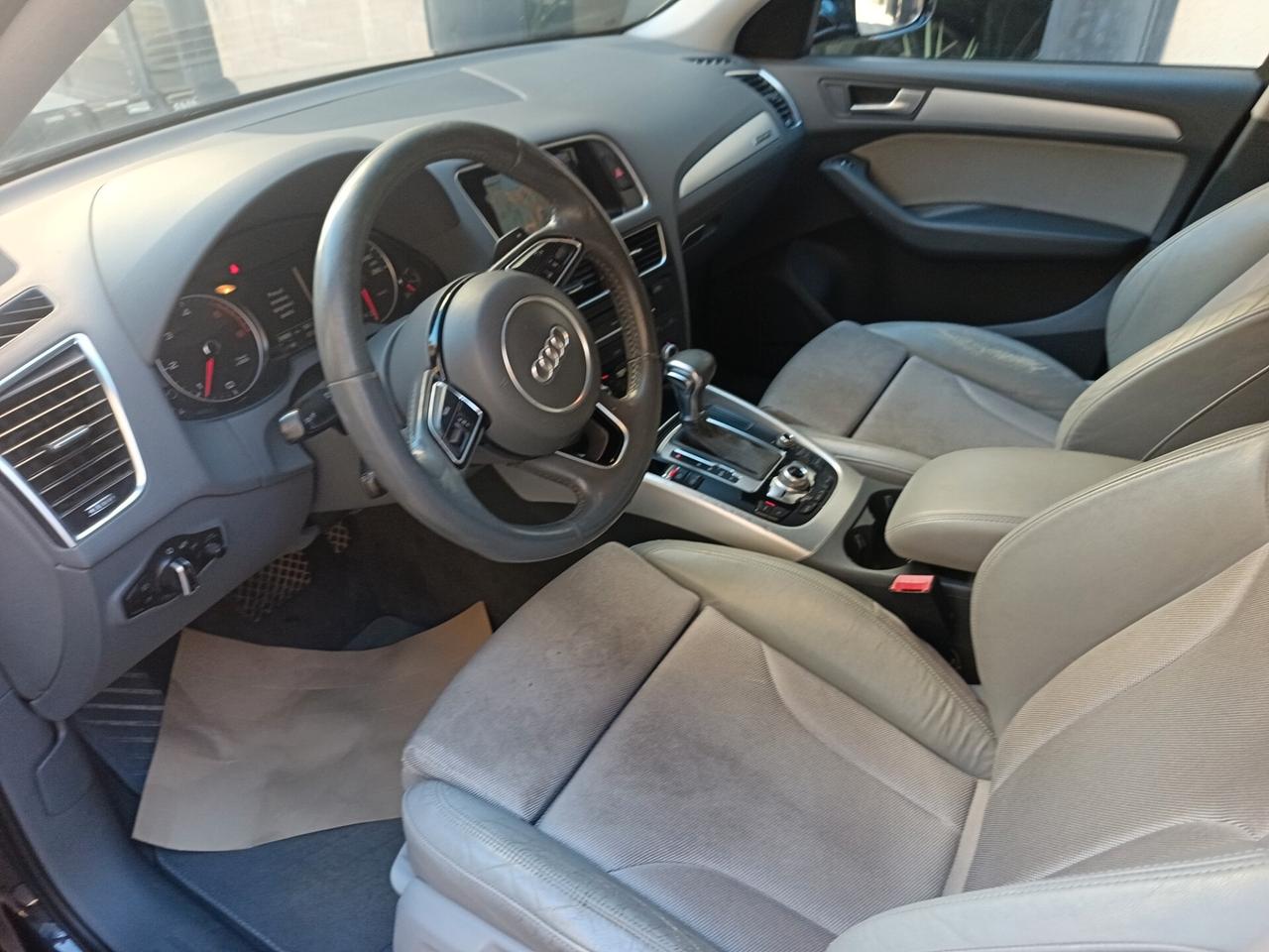 Audi Q5 2.0 TDI 190 CV S-Line Quattro S-Tronic