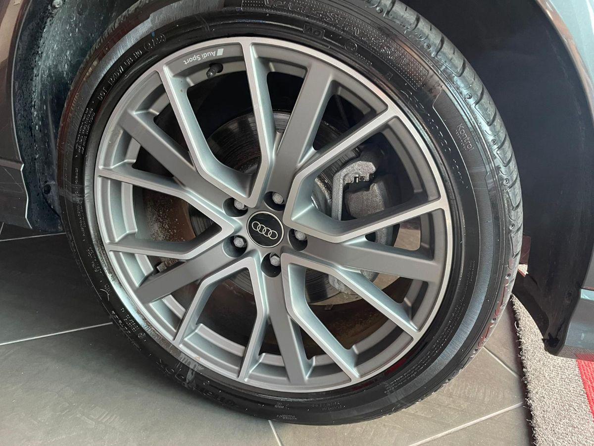 AUDI - Q3 - SPB 40 TDI quattro S tr. Ident. Black