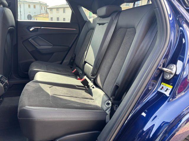 AUDI Q3 SPB 40TDI Quattro Black line TETTO PANORAMA APRI