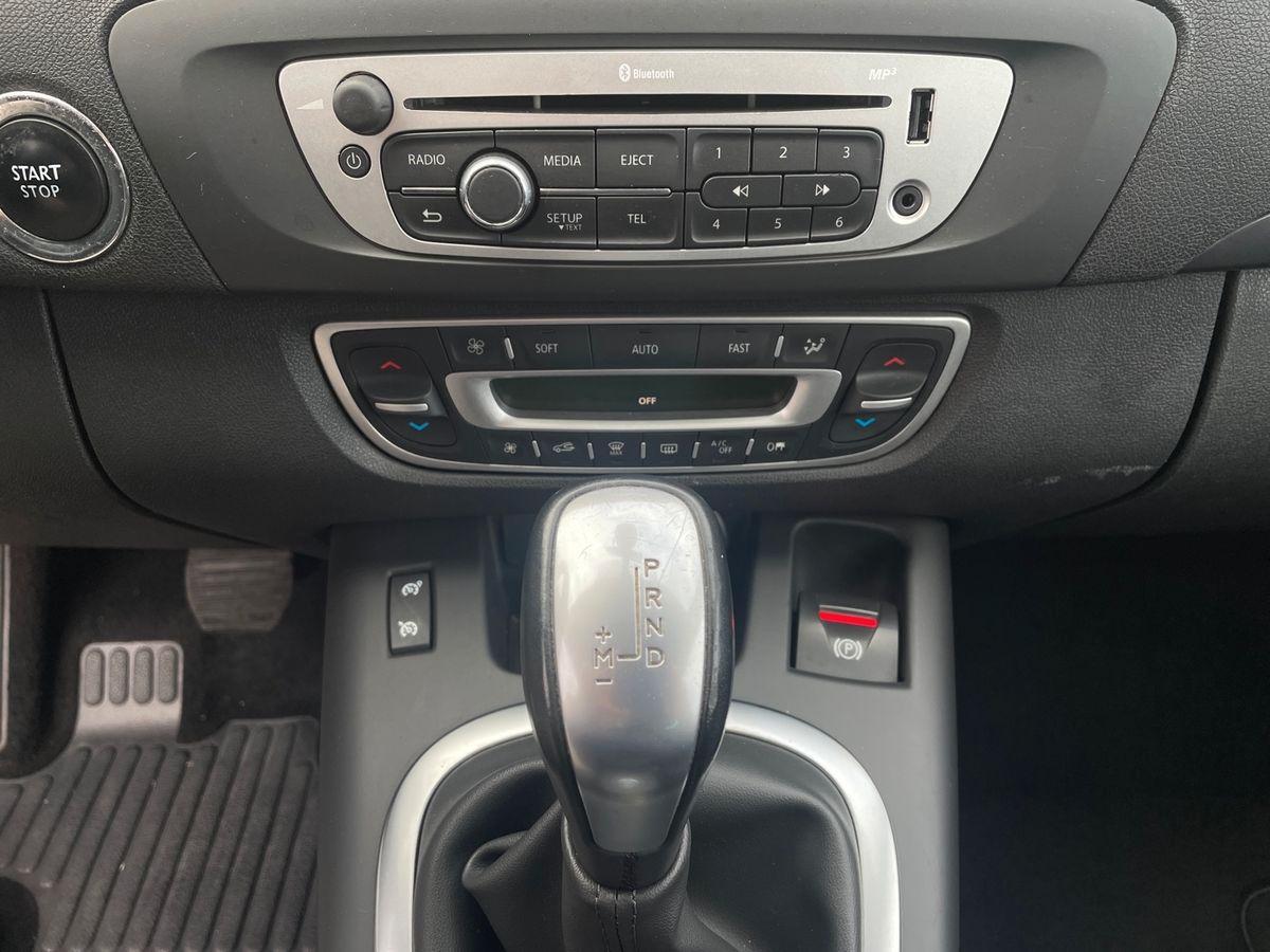 RENAULT Scenic III 2012 - Scenic 1.5 dci Limited 110cv edc E6