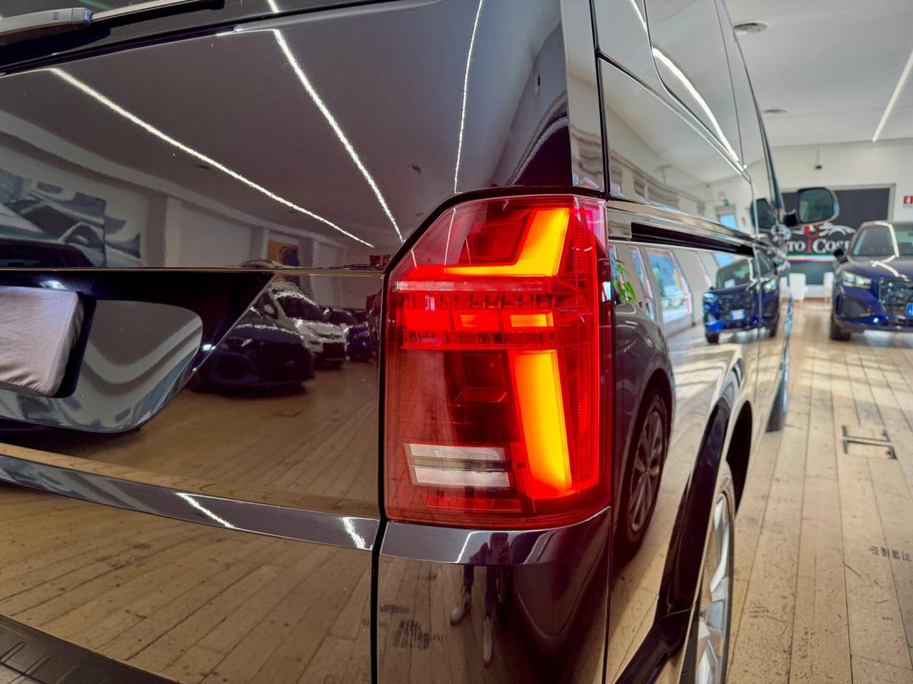 Volkswagen Multivan T6.1 - SOLO 89.000 KM - FULL