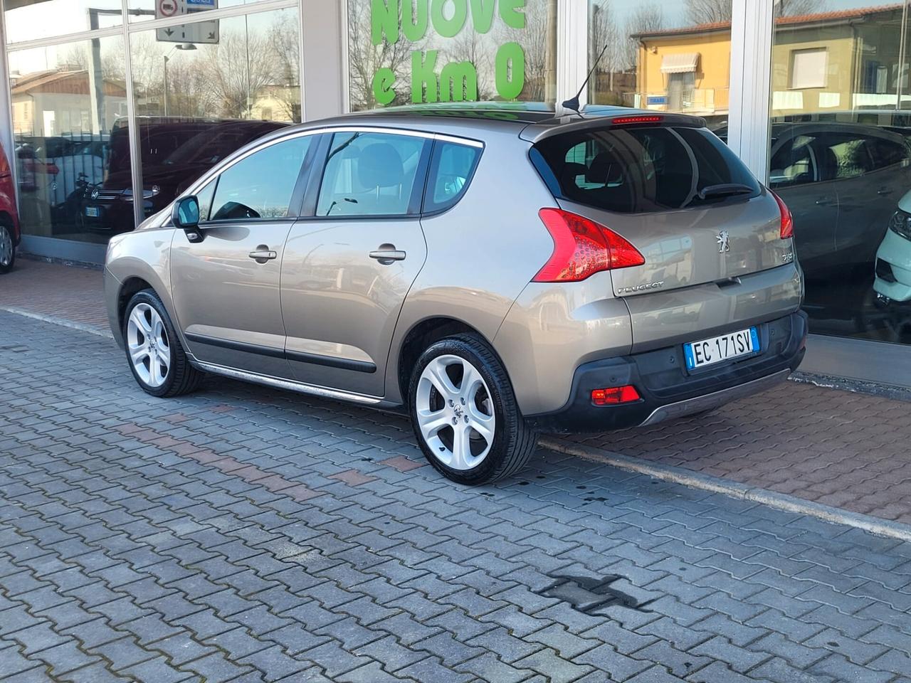 Peugeot 3008 1.6 HDi 110CV Premium