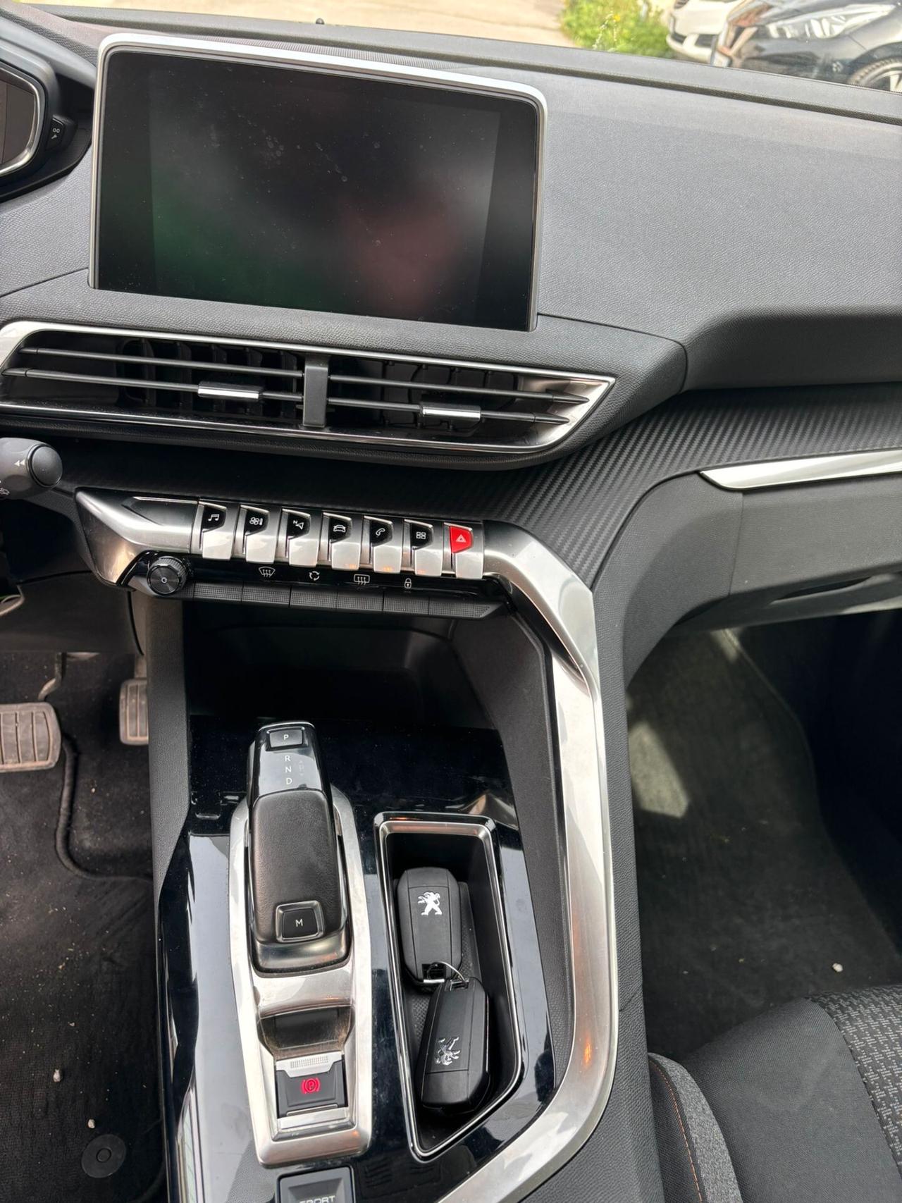 Peugeot 3008 BlueHDi 130 S&S EAT8 Allure