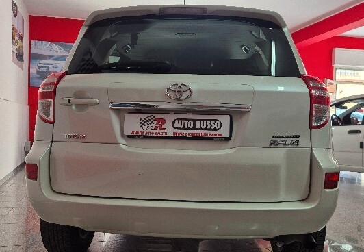 Toyota RAV 4 RAV4 Crossover 2.2 D-4D 150 CV Lounge