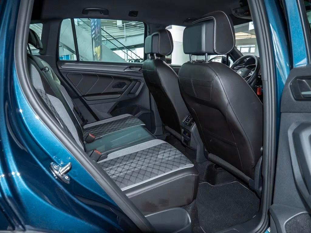 Volkswagen Tiguan 2.0 TDI 150 CV DSG R-Line MATRIX