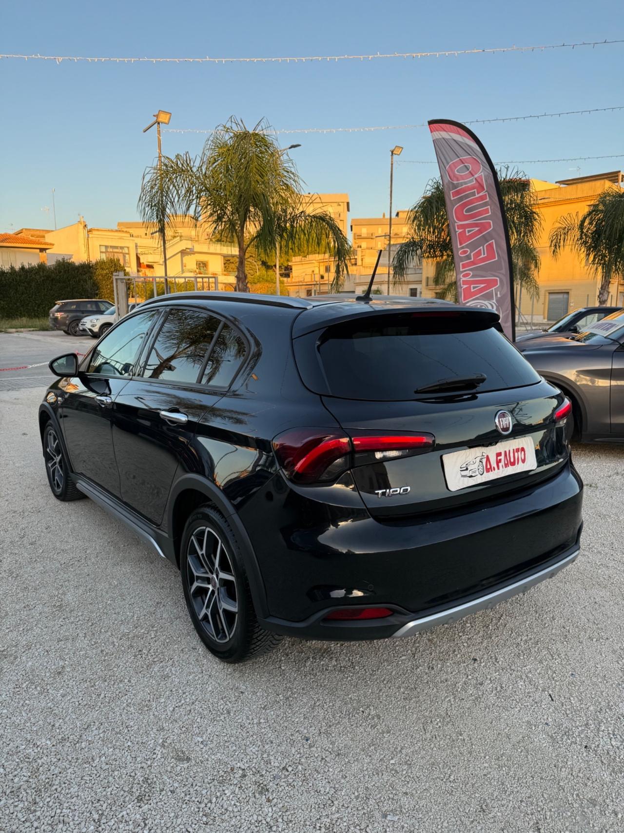 Fiat Tipo 1.6 Mjt S&S 5 porte Cross