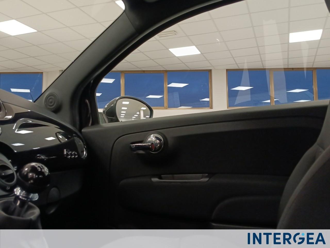 FIAT 500C 1.0 hybrid Dolcevita 70cv