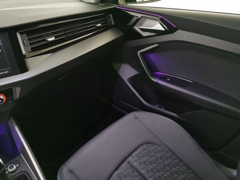 Audi A1 allstreet 30 1.0 tfsi Identity Contrast 116cv s tronic