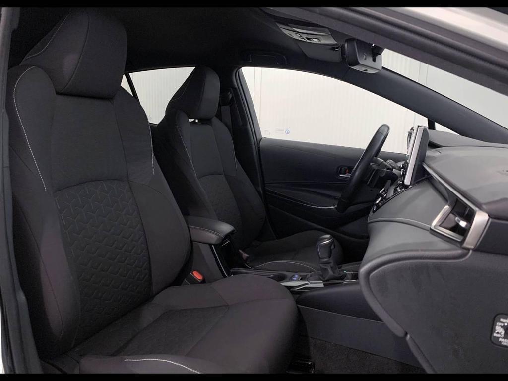 Toyota Corolla 1.8 Hybrid Style CVT