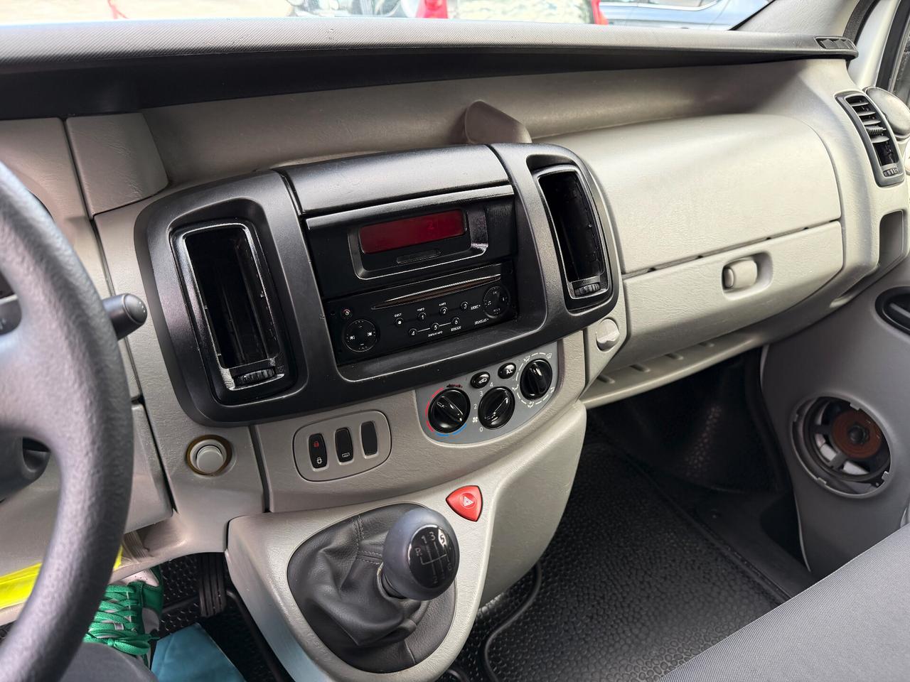 Renault Trafic 2.0 dCi 115CV Furgone