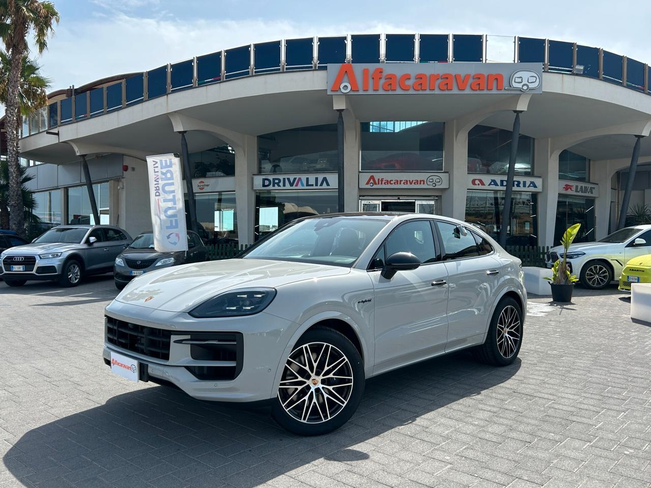 Porsche Cayenne Coupe 3.0 e-hybrid tiptronic KM 0
