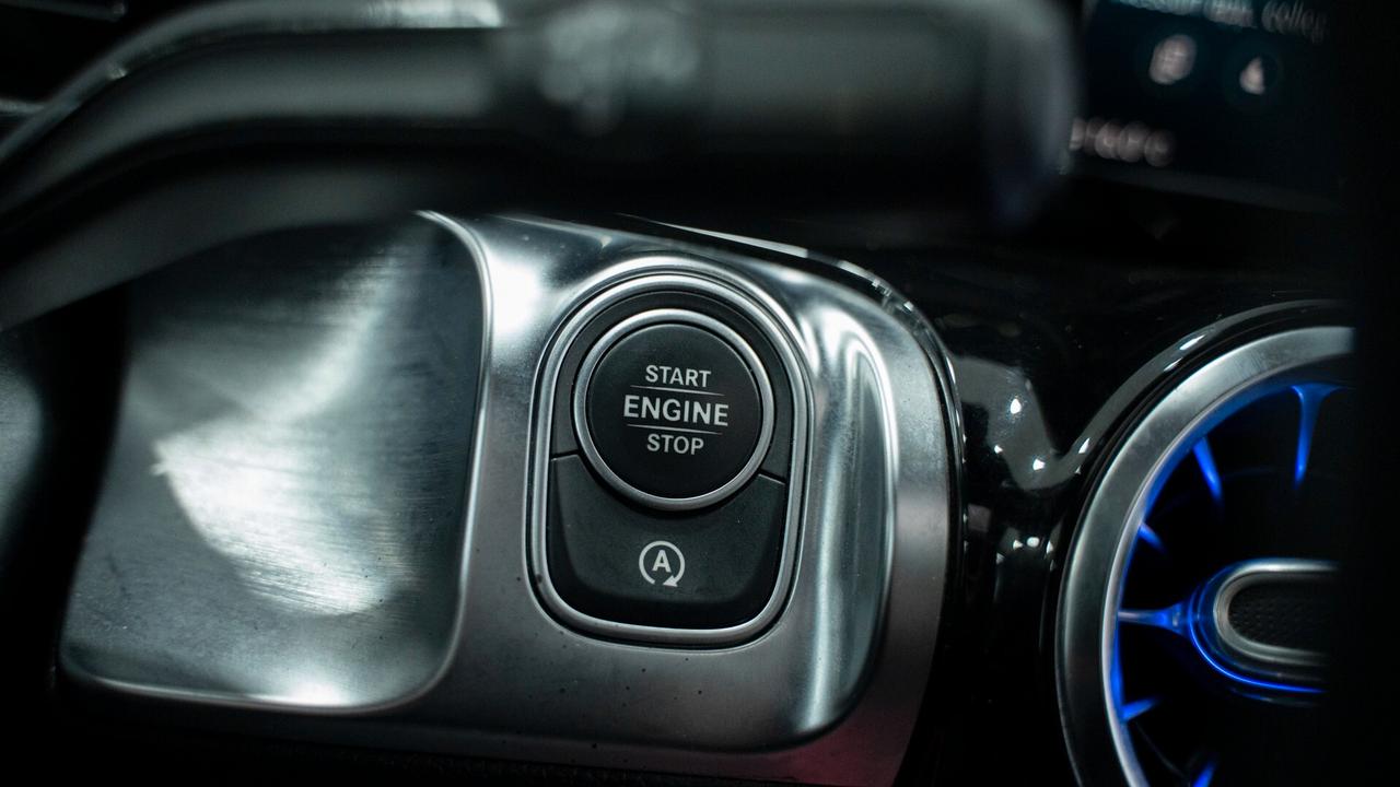 Mercedes-benz GLB 200 D 4MATIC 7 POSTI SPORT PLUS TETTO PACK LUCI XENO FULL OPTIONAL