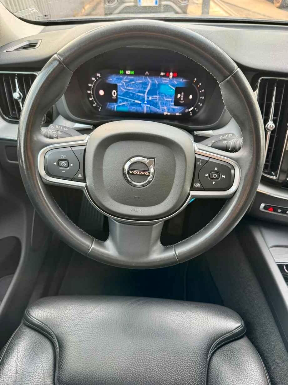 VOLVO XC60 B4 2.0 D-HYBRID 197 CV C.AUTOMATICO