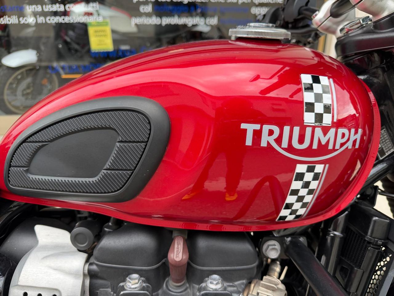 Triumph Street Twin 900 ( 2017 - 1 #18