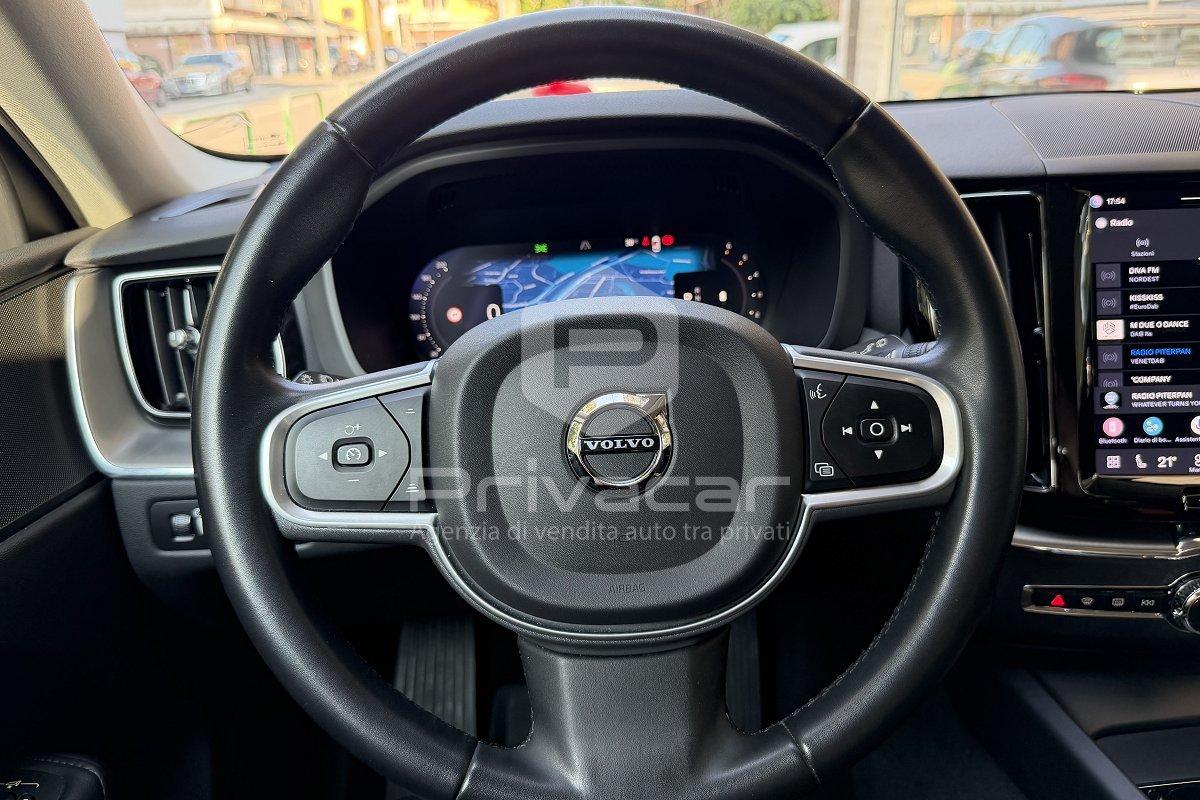 VOLVO XC60 B4 (d) AWD automatico Core