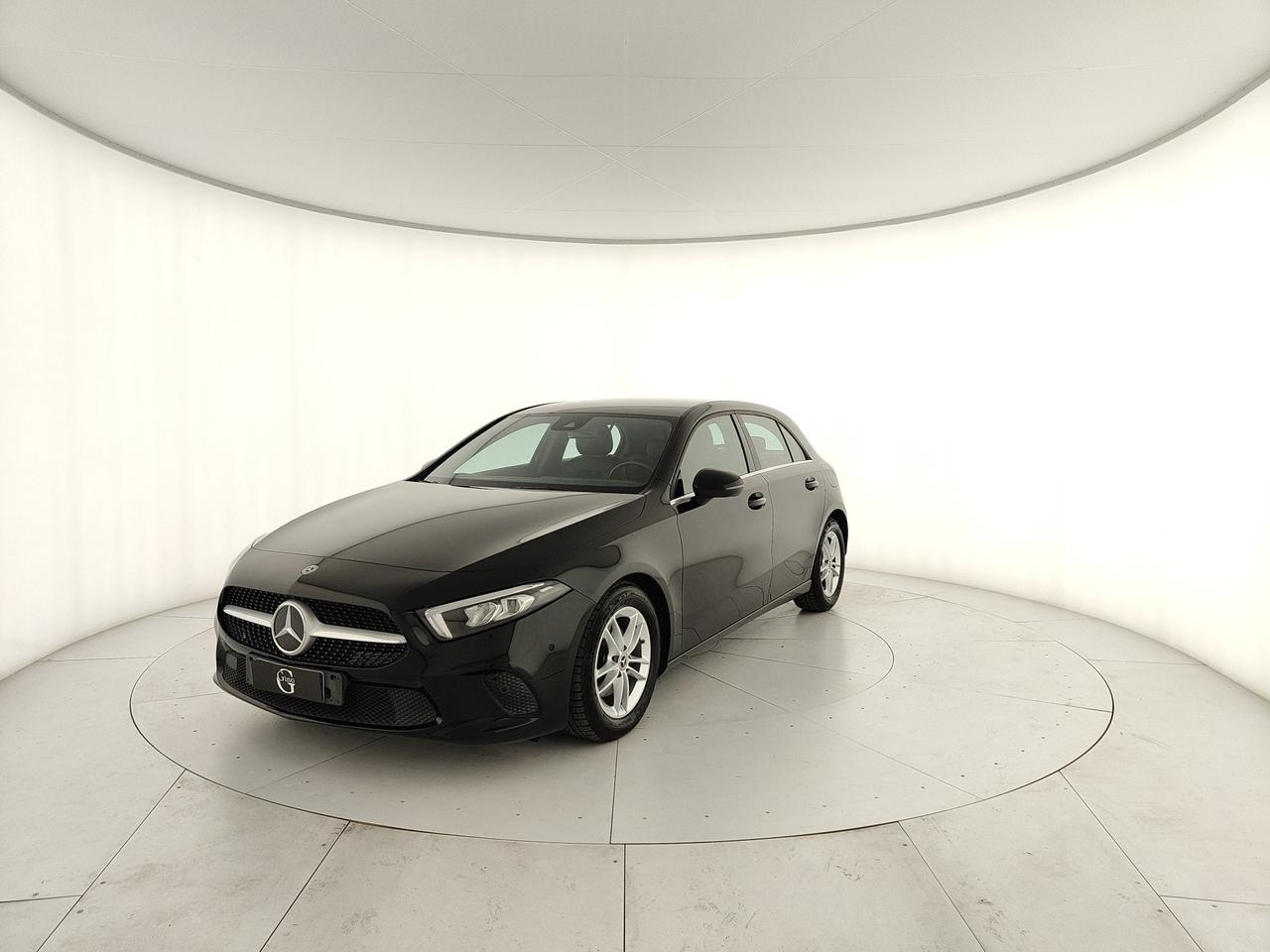 Mercedes-Benz A 180 d Business auto