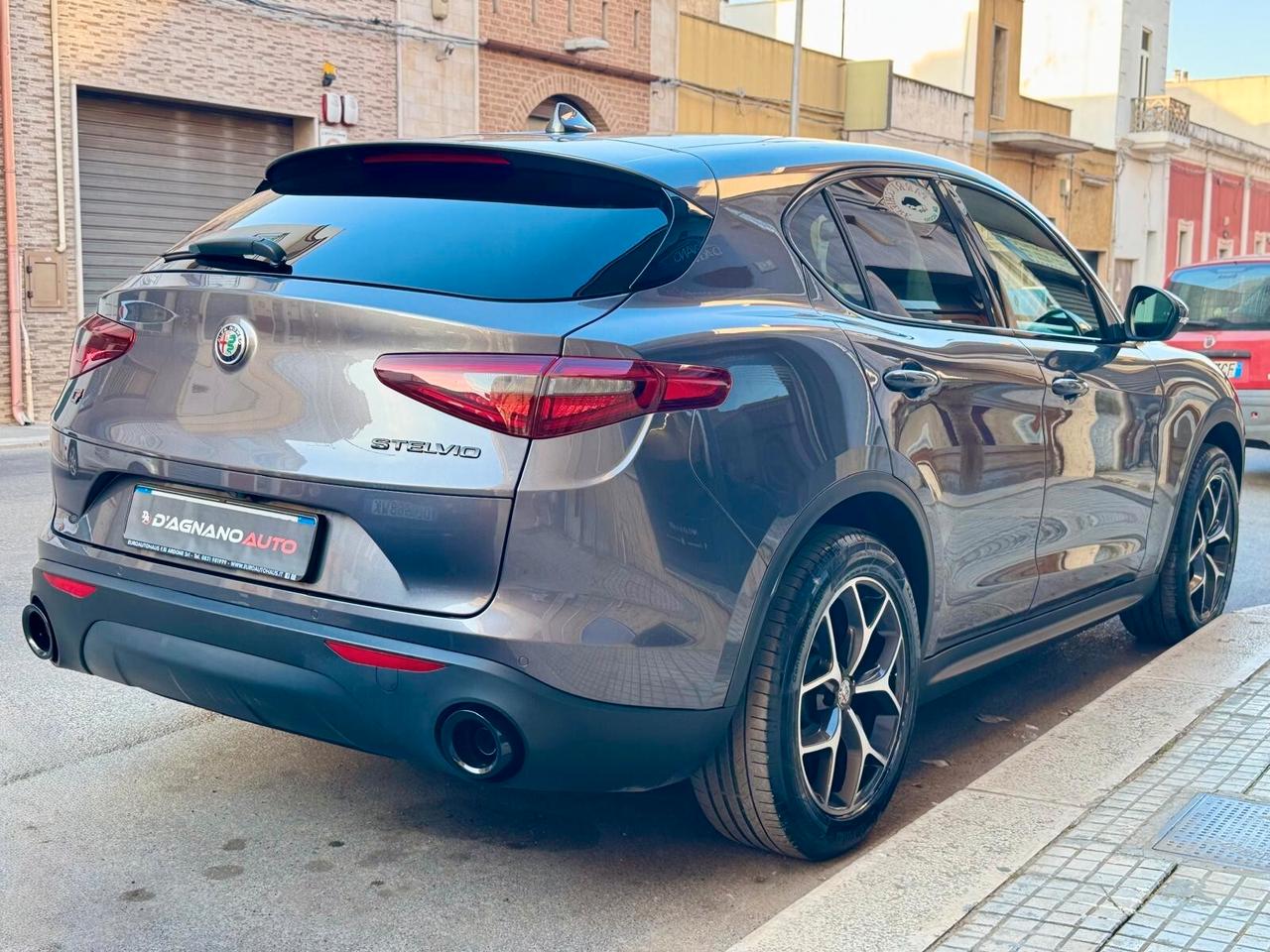 ALFA ROMEO STELVIO 2.2 210HP EXECUTIVE AT8 Q4 EU6- 2018 *POMPA OLIO SOSTITUITA*