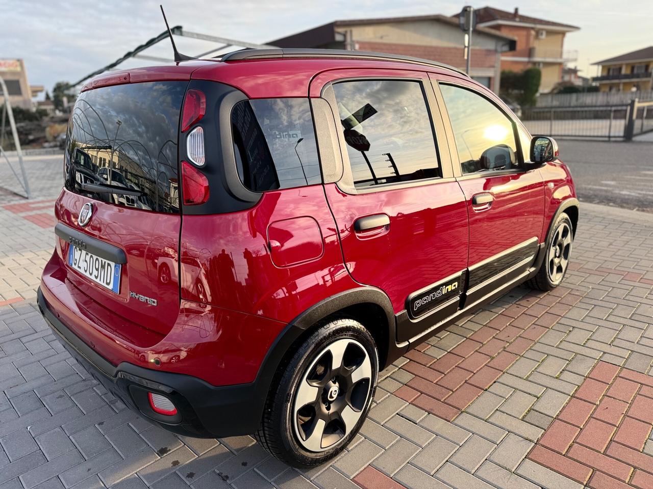 Fiat Panda CROSS 1.0 FireFly S&S Hybrid Pandina