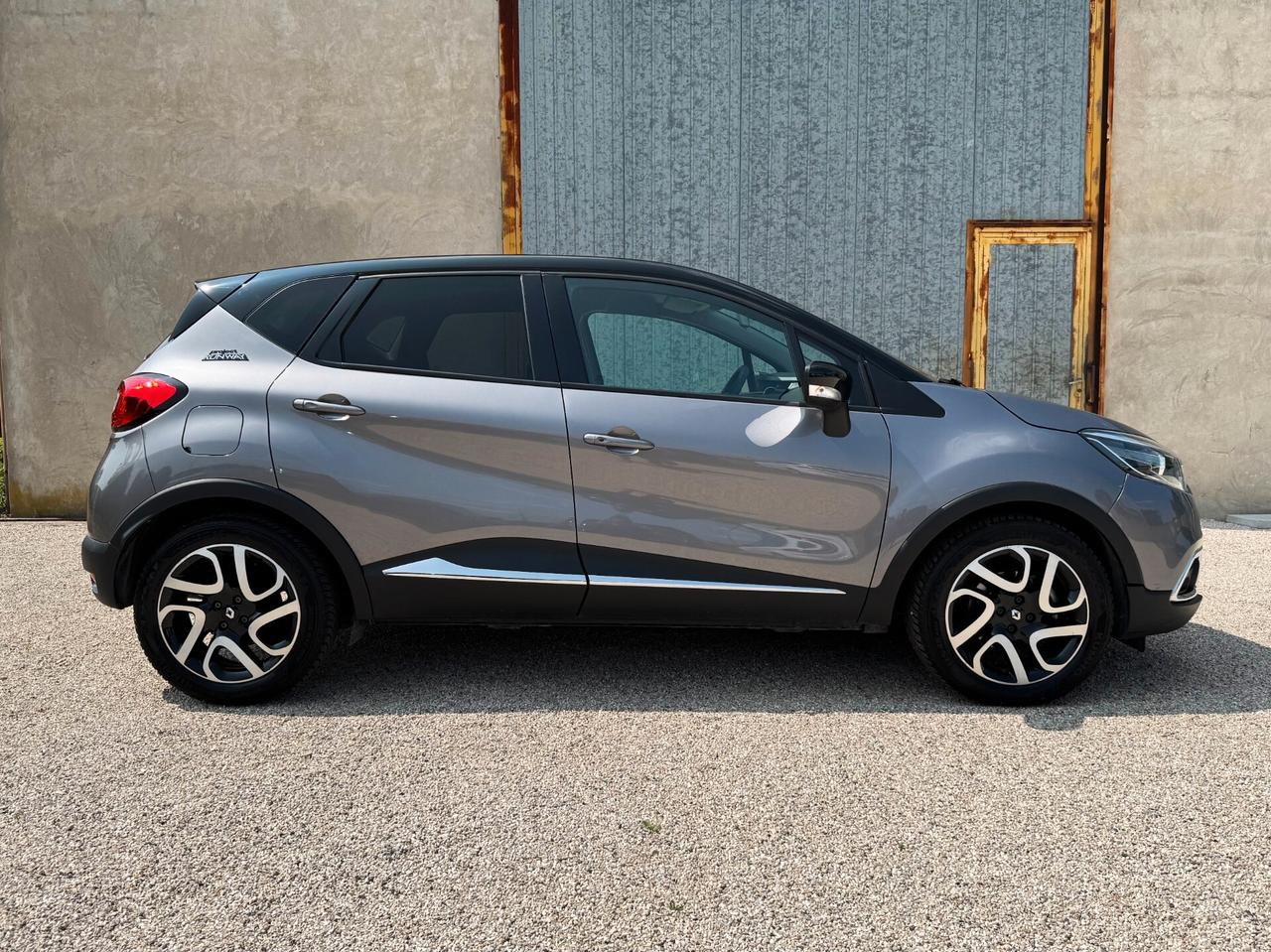 Renault Captur 1.5 dCi 90 CV Project Runway | DISTRIBUZIONE NUOVA