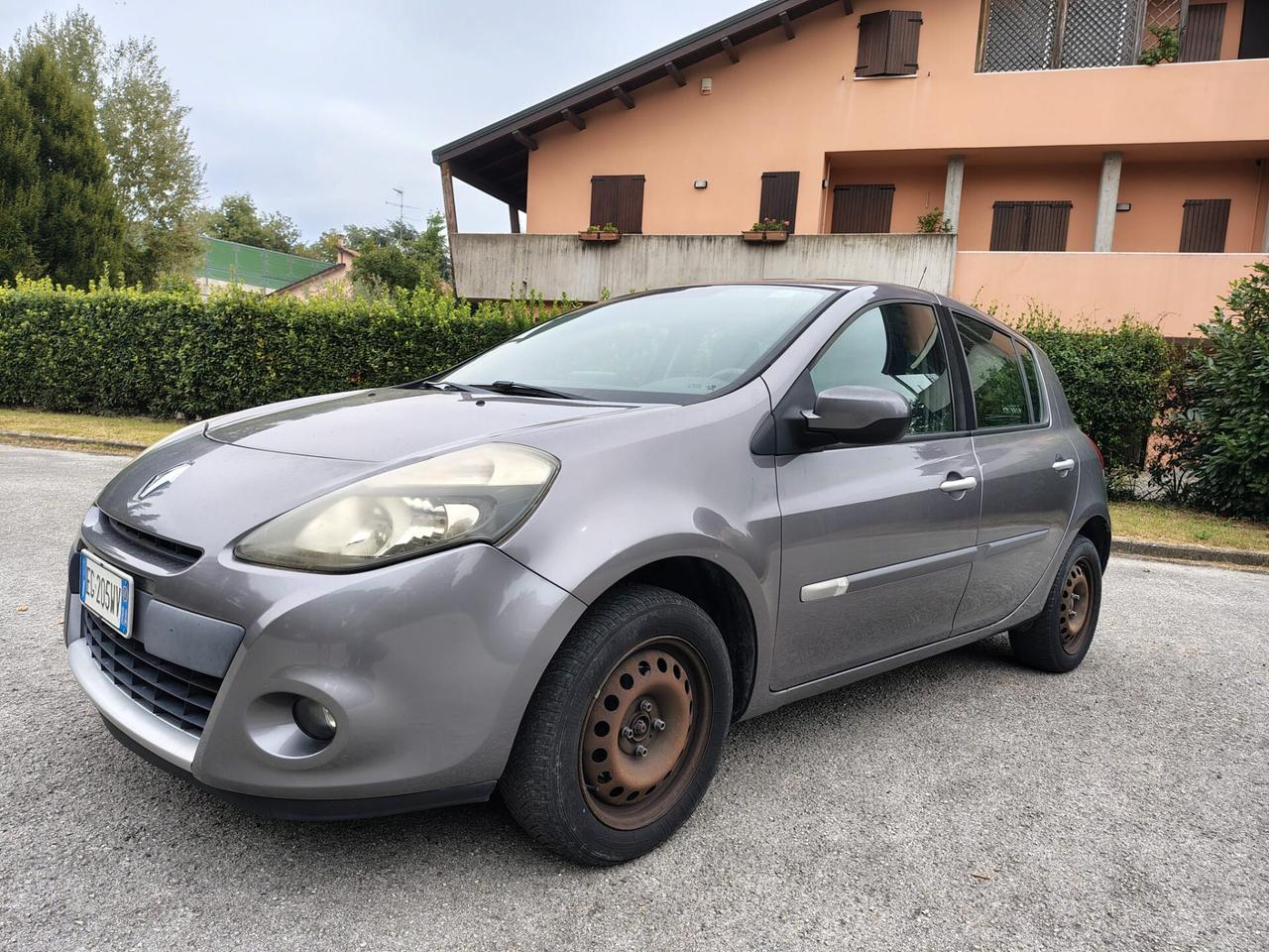 Renault Clio 1.2 16V 5 porte GPL Dynamique
