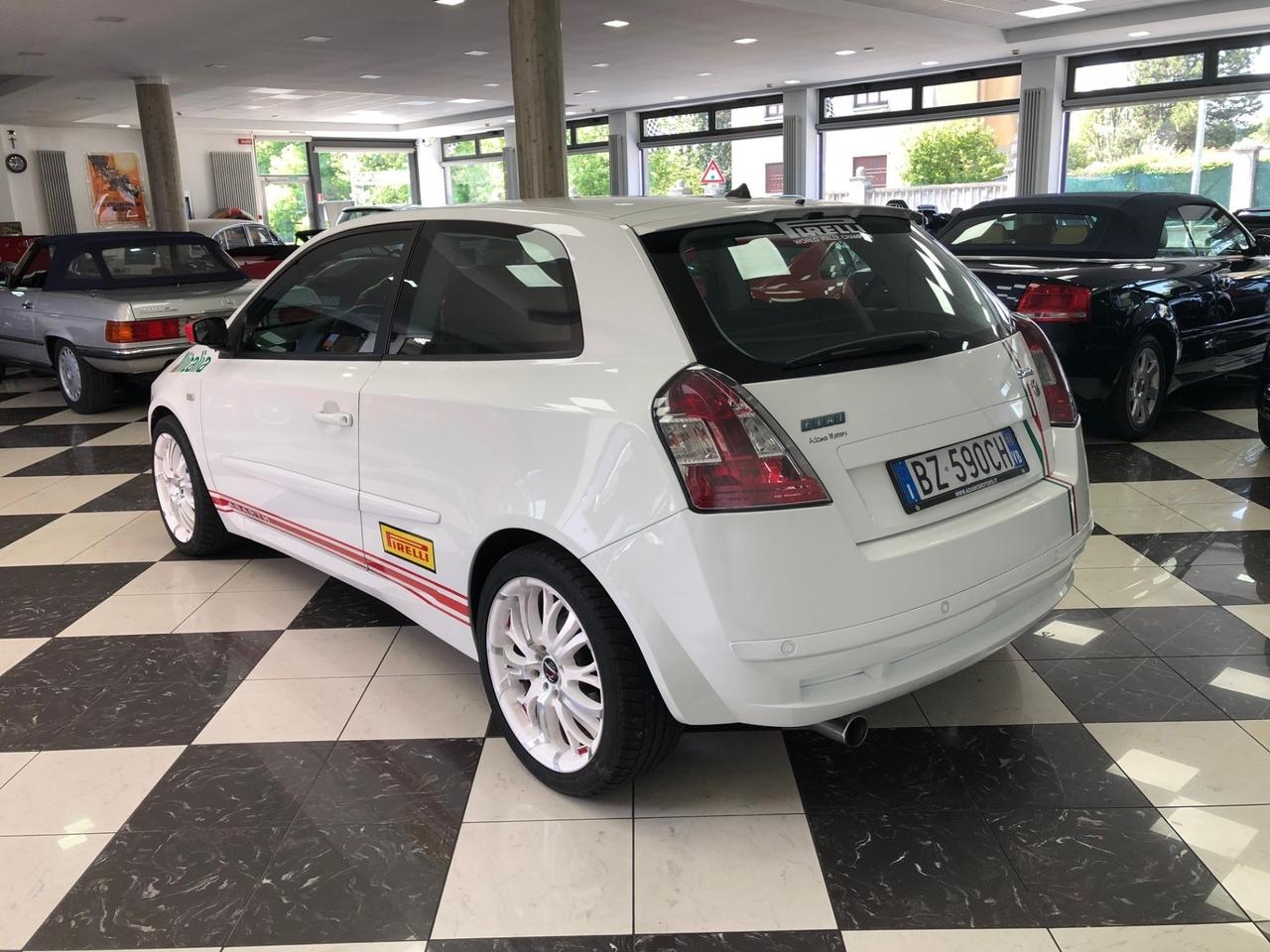 Fiat Stilo FIAT STILO 2.4 ABARTH SALESPEEED 3PT