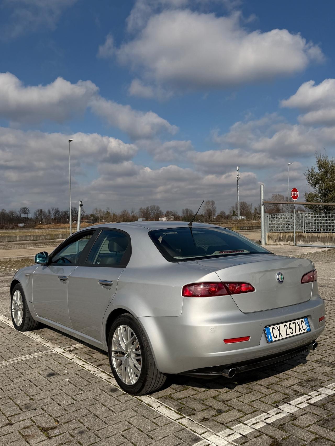 Alfa Romeo 159 2.4 JTDm 20V Exclusive