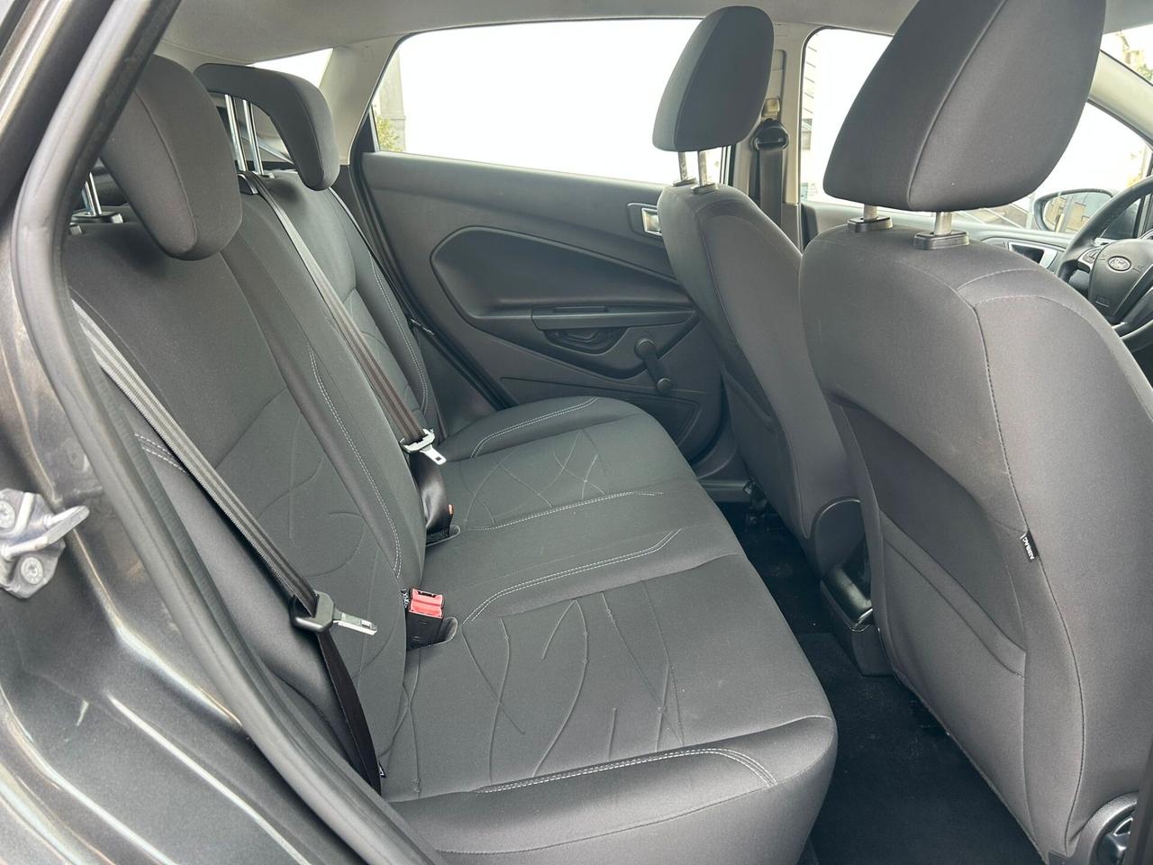 Ford Fiesta 1.5 TDCi 75Cv 5P Km113.000-2015